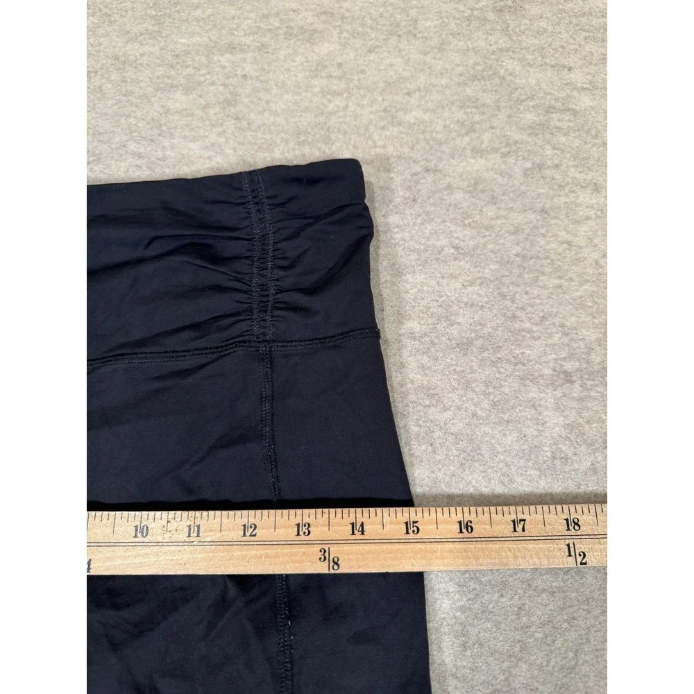 Lululemon‎ Leggings Womens 6 Black Capri Ruched Zip Pocket Yoga Athletic Gym